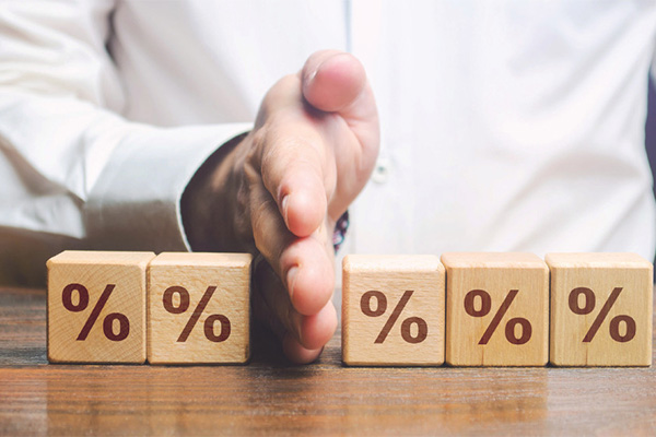 公司法函令釋示：有限公司組織變更與視為同意修正章程之範圍