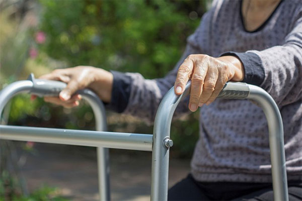 財政部函令釋示：長照單位受託代辦接送服務