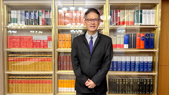 vTʲ]PڷsͶաXFBĻPAIѪR(vuW)