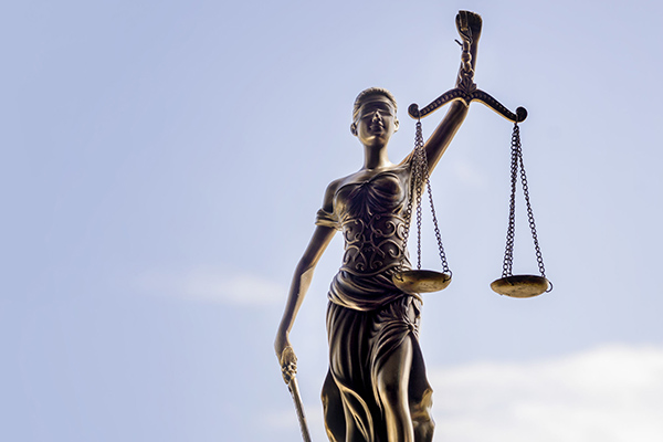 緩起訴處分確定後,行政罰裁罰時效起算點之認定——簡評最高行政法院109年度判字第298號行政判決